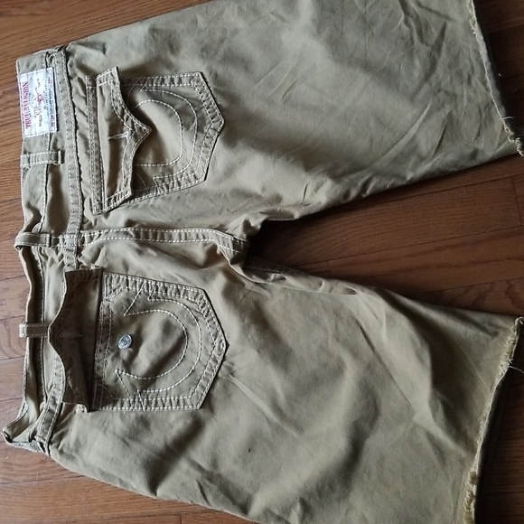 True Religion Jean Shorts - Picture 4 of 5